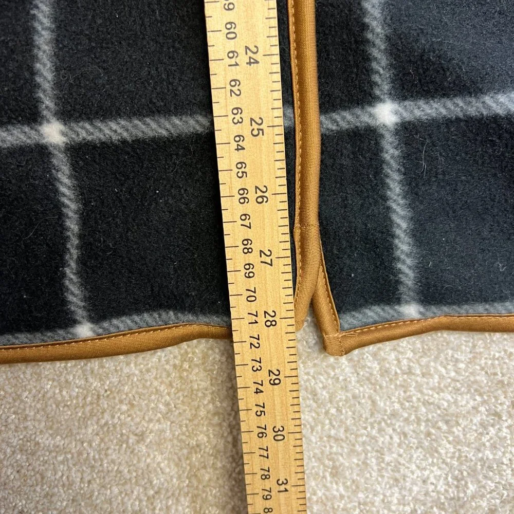 Women's Le Moda Plaid Button Shawl Poncho Black Brown‎ Polyester (size unknown)